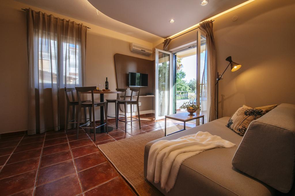 Villa Mirakul Sukošan Habitación foto