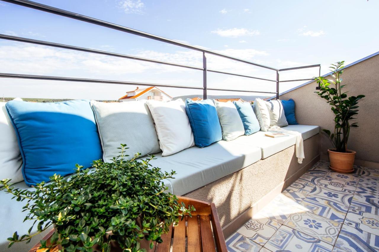 Villa Mirakul Sukošan Habitación foto